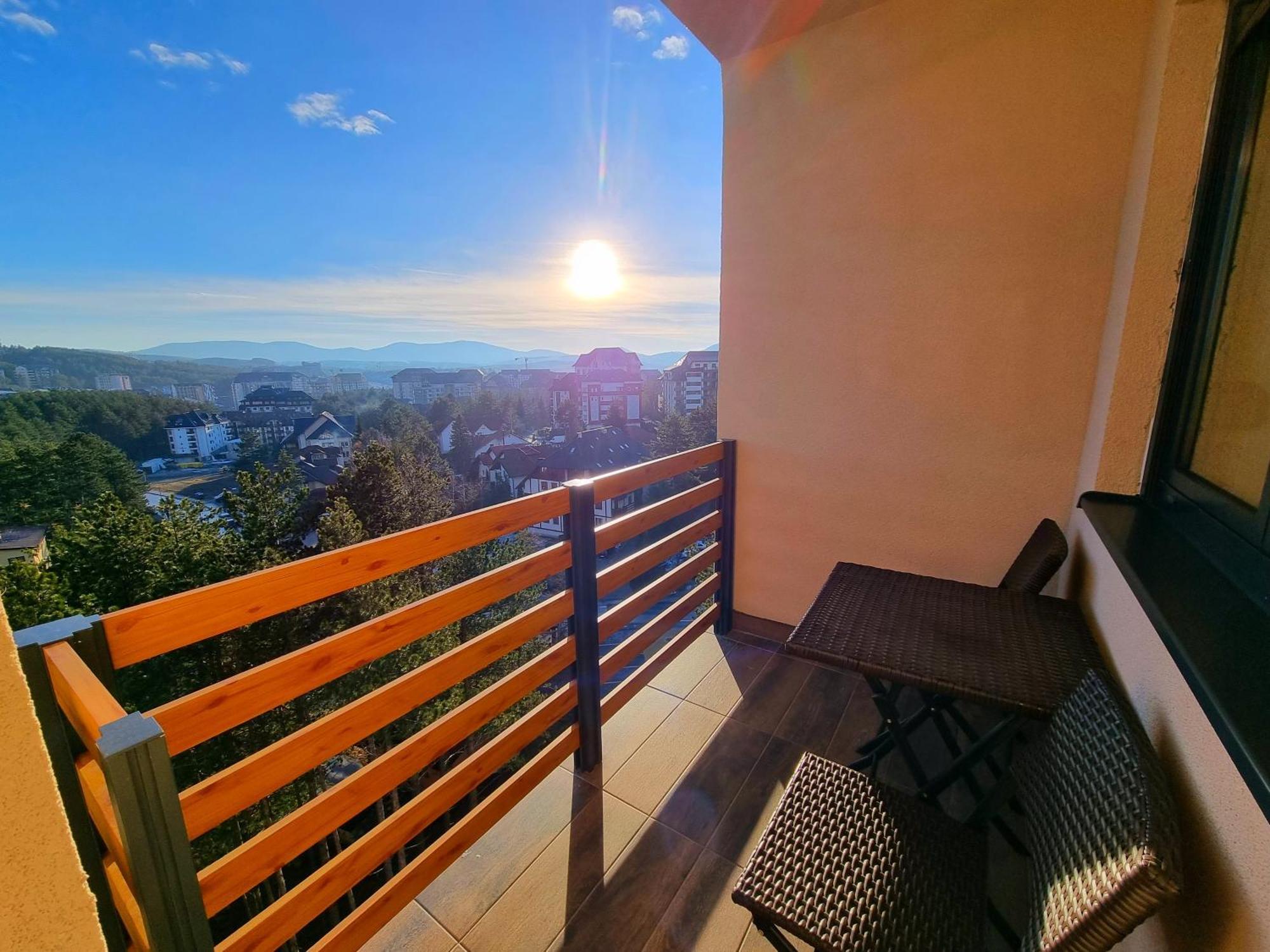 Apartment Leonardo 83 *
